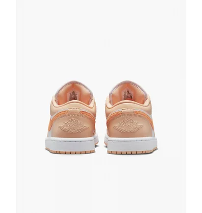 Кросівки жіночі Air Jordan 1 Low WomenS Shoes Orange/White DC0774-801