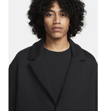 Пальто мужское Nike Sportswear Tech Fleece Reimagined Loose Fit Trench Coat Black FN0601-010