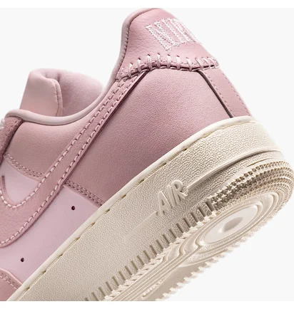 Кросівки жіночі Nike Air Force 1 Pink IB4654-661