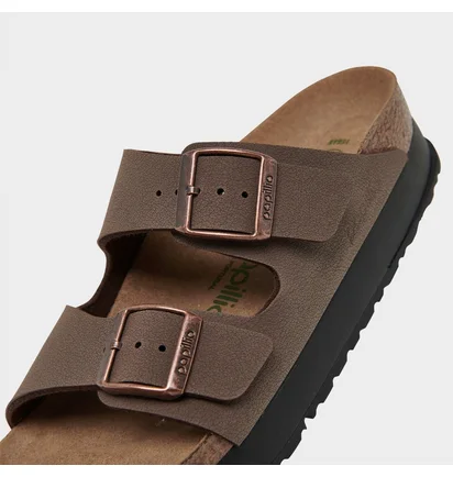 Тапочки унісекс BIRKENSTOCK Arizona Flex Birko-Flor Platform Sandals Brown 1027417