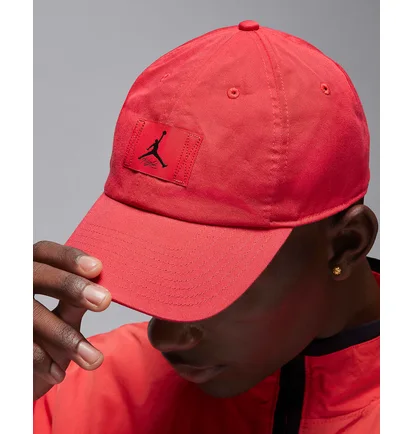 Кепка унисекс Air Jordan J Club Cap Us Cb Flt Patch Red FD5181-604