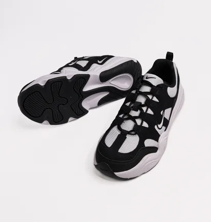 Кросівки чоловічі Nike Tech Hera Black/White FJ9532-101