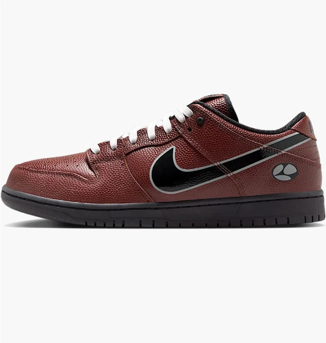 Кроссовки мужские Nike Dunk Sb Low Pro Qs Brown HJ4131-200