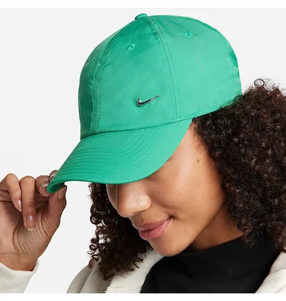 Кепка унисекс Nike Nk Df Club Cap U Cb Mtswsh L Green FB5372-324