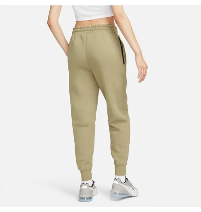 Штаны женские Nike Sportswear Tech Fleece Jogger Pants Olive FB8330-276