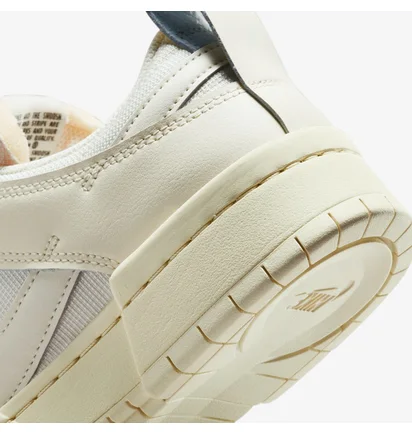 Кроссовки женские Nike Dunk Low Disrupt Coconut Milk (W) White Ck6654-105