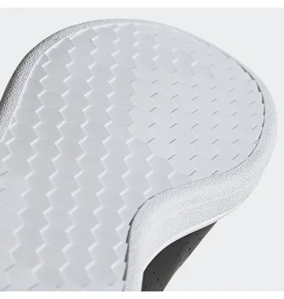 Кроссовки женские Adidas Advantage Base Black EE7511
