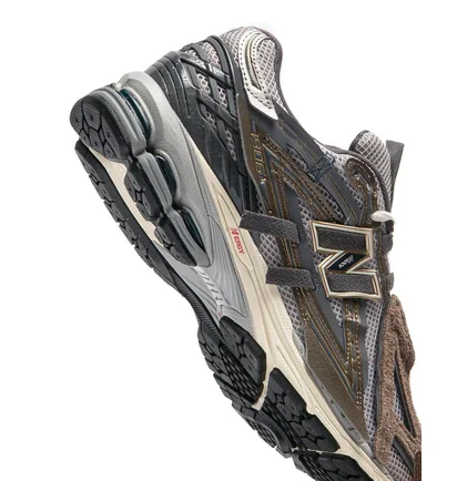 Кроссовки мужские New Balance 1906A Brown U19066U8