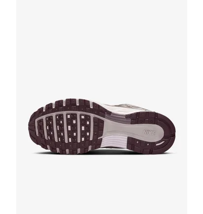 Кроссовки женские Nike P-6000 Bordo HV2522-600