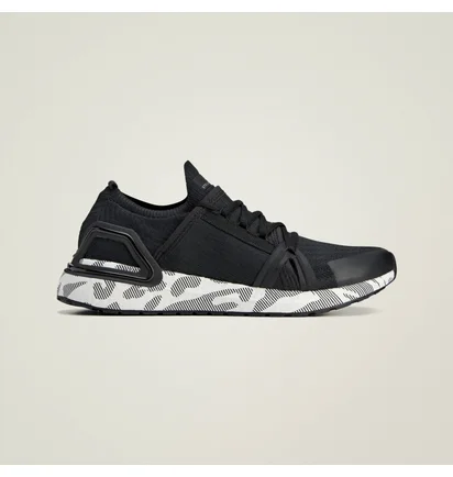 Кроссовки женские Adidas By Stella Mccartney Ultraboost Dna Shoes Black IH0087