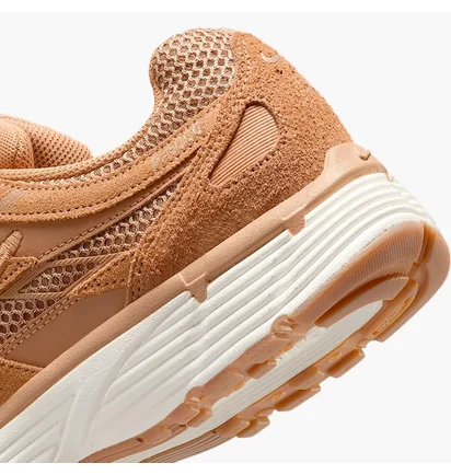 Кроссовки мужские Nike P-6000 Se Brown HF0015-201