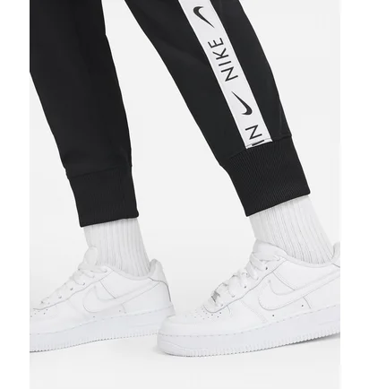 Ветровка детская Nike G Nsw Trk Suit Tricot Black CU8374-010