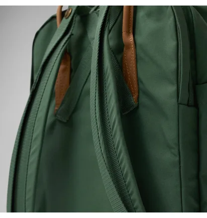 Рюкзак унісекс Fjallraven Kanken No. 2 Laptop Green 23803.679