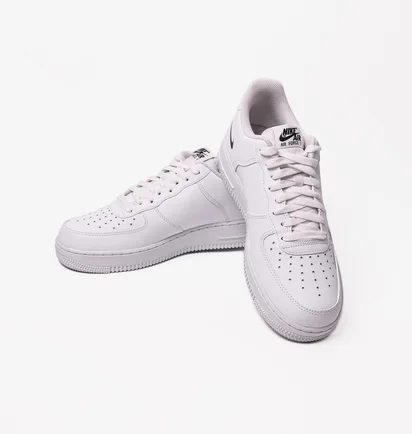 Кроссовки мужские Nike Air Force 1 07 White FJ4226-100