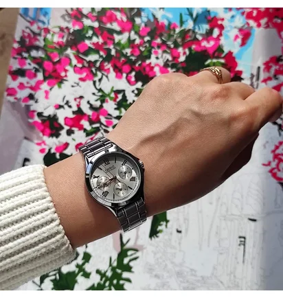 Часы женские Casio Timeless Collection LTP-V300D-7A2
