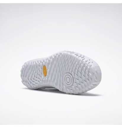 Кроссовки унисекс Reebok Club C Vibram Grey Gy8791