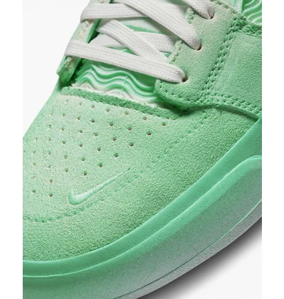 Кроссовки мужские Nike Sb Ishod Wair Premium Light Menta Green DO9400-300