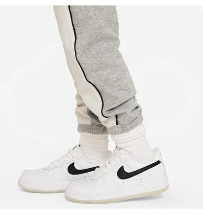 Спортивний костюм дитячий Nike Sportswear Amplify French Terry Grey/White 86L198-042