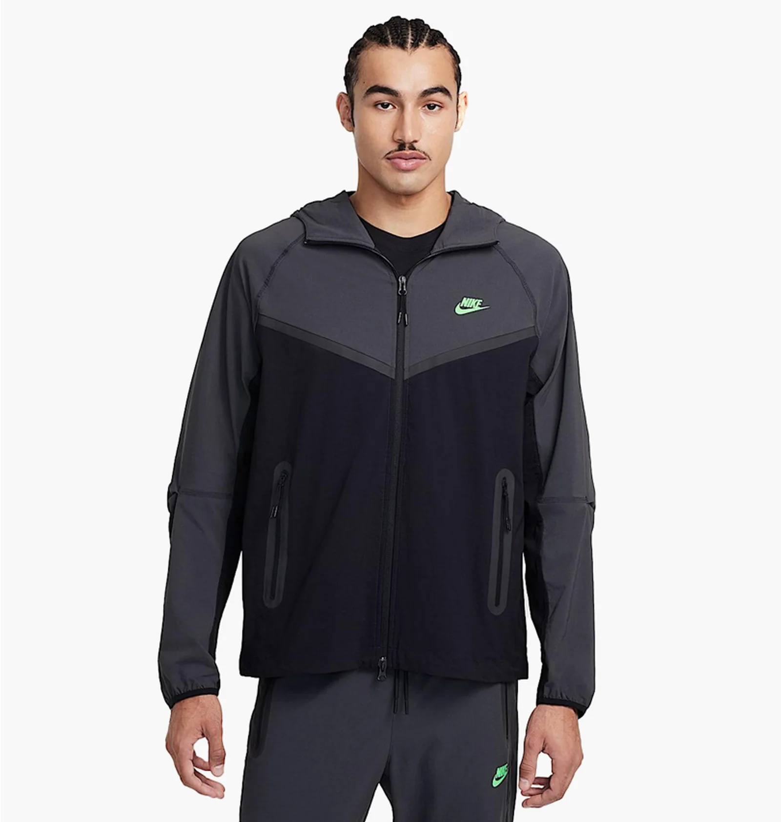 はやと ᐉ Куртка мужская Nike Tech Woven Jacket Black HM7151-013 - купить
