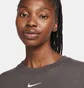 Лонгслив женский Nike T-Shirt Sportswear Brown HF0989-254