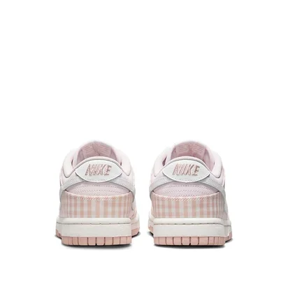 Кроссовки женские Nike Dunk Low Ewt W Pink FB9881-600