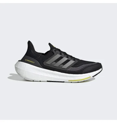 Кроссовки женские Adidas Ultraboost Light Shoes Black HQ6355