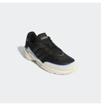 Кроссовки мужские Adidas 20-20 Fx Black/White FU6704