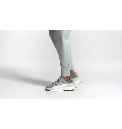 Кроссовки женские Adidas Avryn_X Grey IG1744