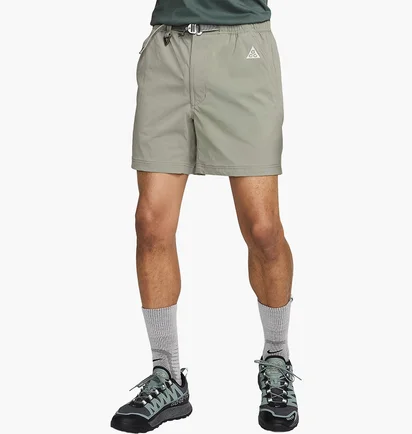 Шорты мужские Nike Acg Hiking Shorts Olive FN2430-053