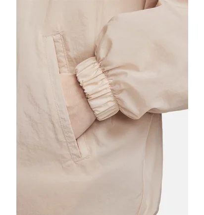 Куртка жіноча Nike Womens Woven Jacket Beige Dm6181-601