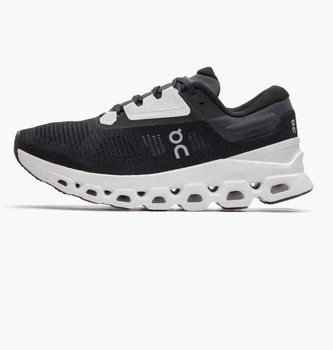 Кроссовки женские On Cloudstratus 3 Black 3WD30121197