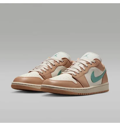 Кросівки жіночі Air Jordan 1 Low Beige DC0774-130