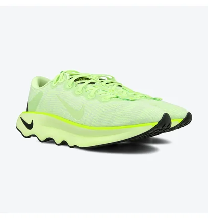 Кроссовки мужские Nike Motiva Walking Shoes Green DV1237-700