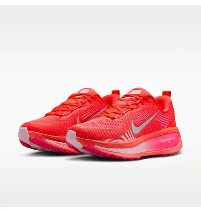 Кроссовки женские Nike Air Zoom Vomero 18 Red HM6804-603