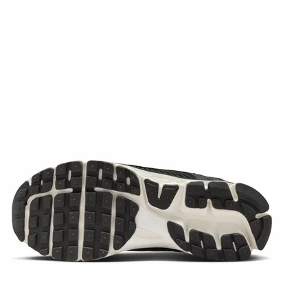 Кроссовки женские Nike Vomero 5 Black/Green FQ8898-325
