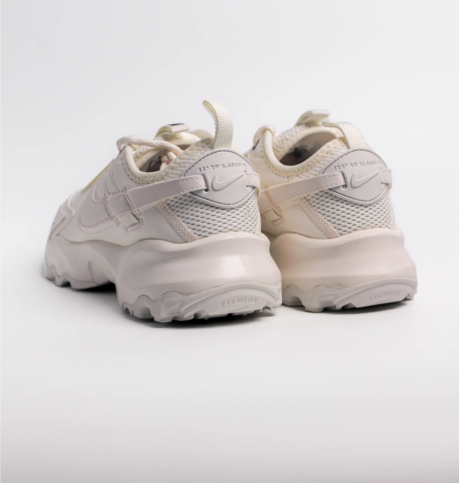 ᐉ Кроссовки женские Nike Tc 7900 White Dd9682-100 - купить в