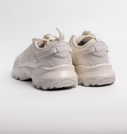 Кроссовки женские Nike Tc 7900 White Dd9682-100