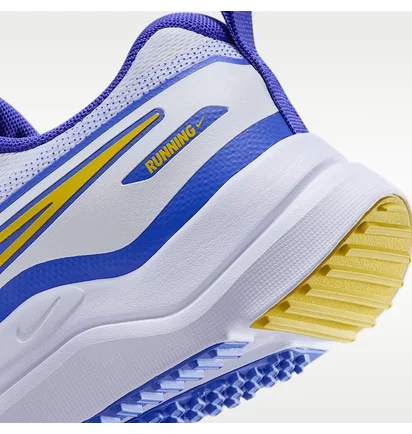 Кросівки дитячі Nike Cosmic Runner White HM4402-101