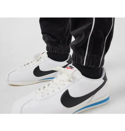 Штани чоловічі Nike Club Velour Track Pant Black FB8234-010