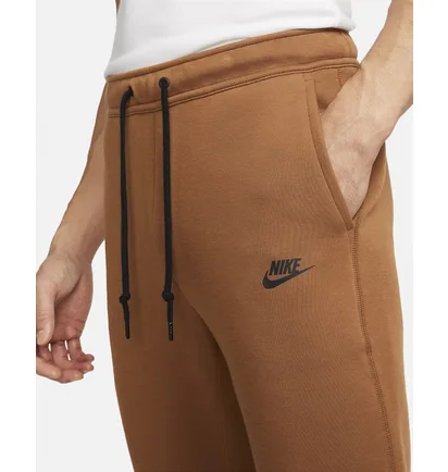 Штани чоловічі Nike Sportswear Tech Fleece Joggers Brown FB8002-281