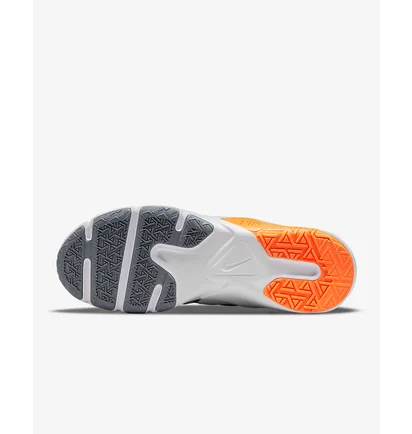 Кросівки чоловічі Nike Legend Essential 2 White CQ9356-007