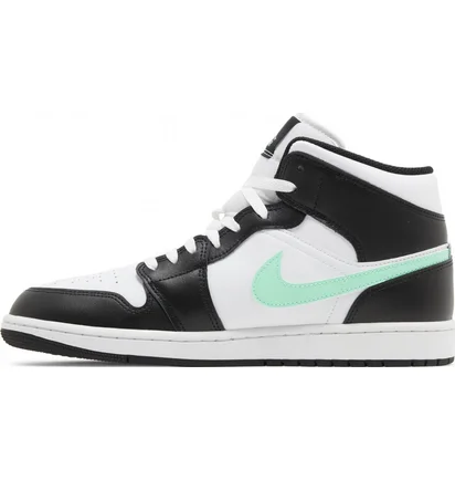 Кроссовки мужские Air Jordan 1 Mid Black/White DQ8426-103