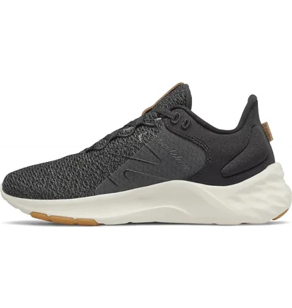 Кроссовки женские New Balance Fresh Foam Roav V2 Grey WROAVLK2