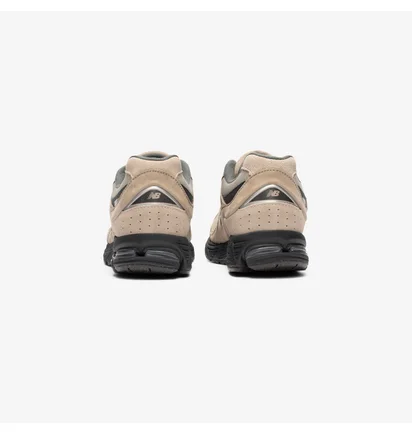 Кроссовки мужские New Balance 2002R Beige M2002REG
