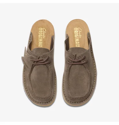 Тапочки жіночі Clarks Desert Nomad Brown 26180181