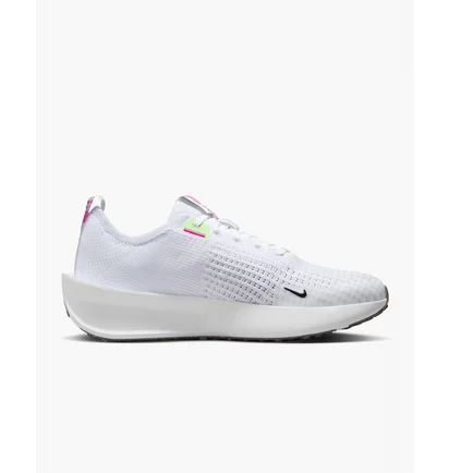 Кросівки жіночі Nike Interact Run Road Running Shoes White FD2292-102