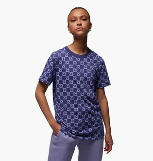 Футболка женская Air Jordan T-Shirt Violet FB5189-502
