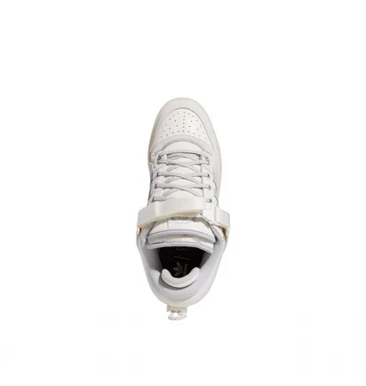 Кроссовки унисекс Adidas X Bad Bunny Forum Buckle Low Beige HQ2153