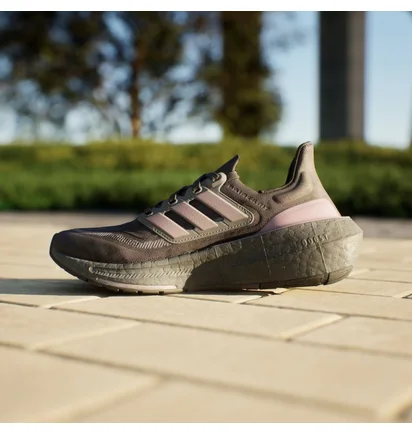 Кросівки жіночі Adidas Ultraboost Light Running Shoes Violet IF1487
