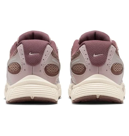 Кроссовки детские Nike V5 Rnr Older Kids Shoes Brown HQ6411-201